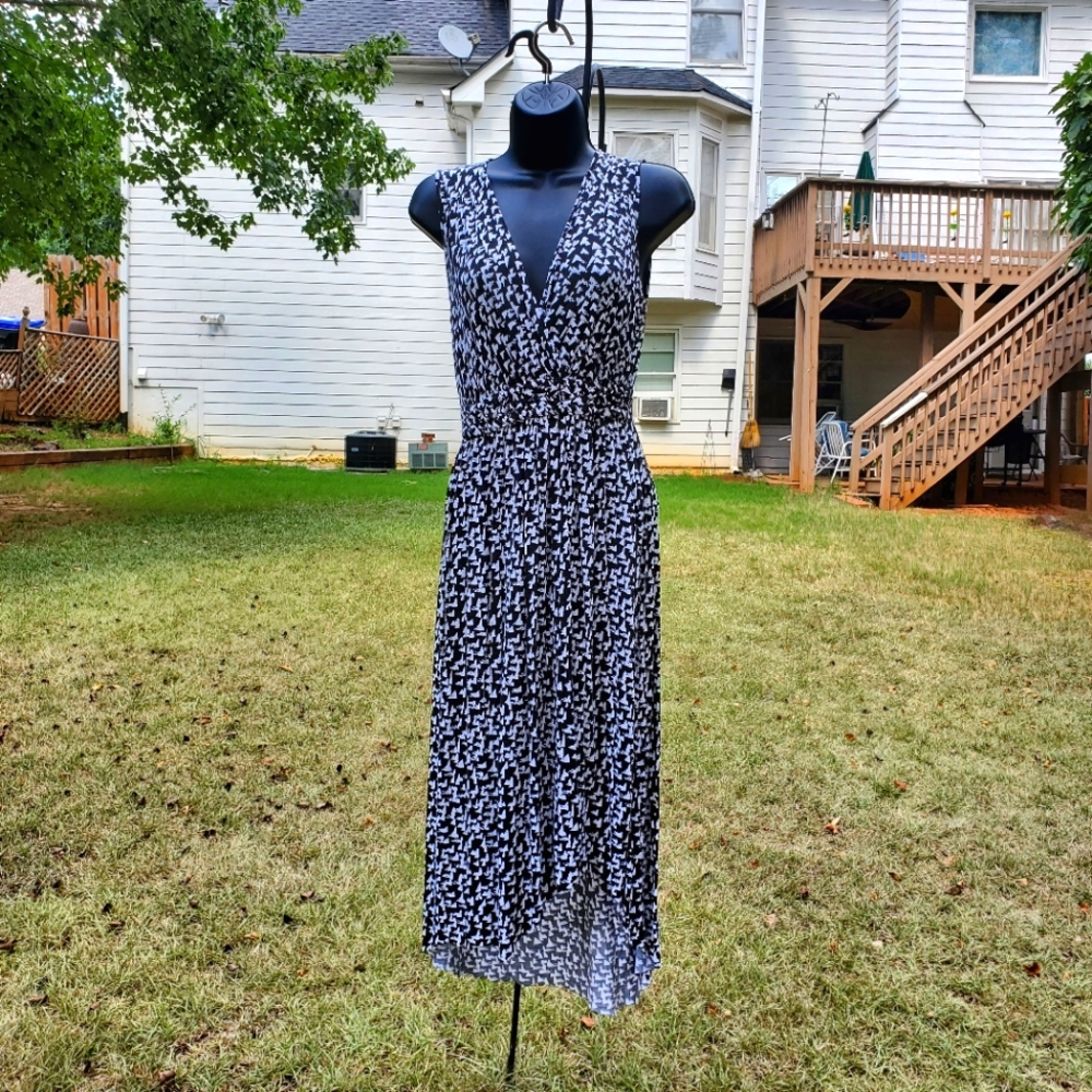🎁Black and White dress